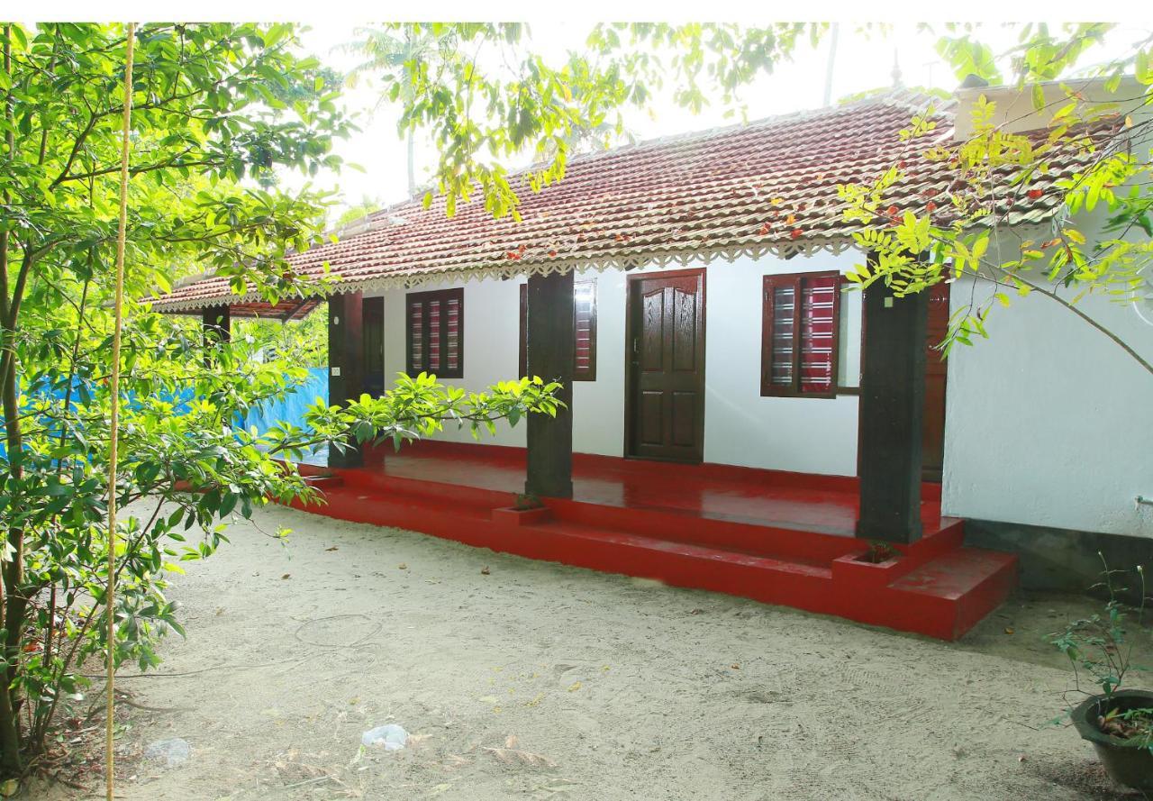 Marari Adonis Beach Villa Mararikulam Exterior foto